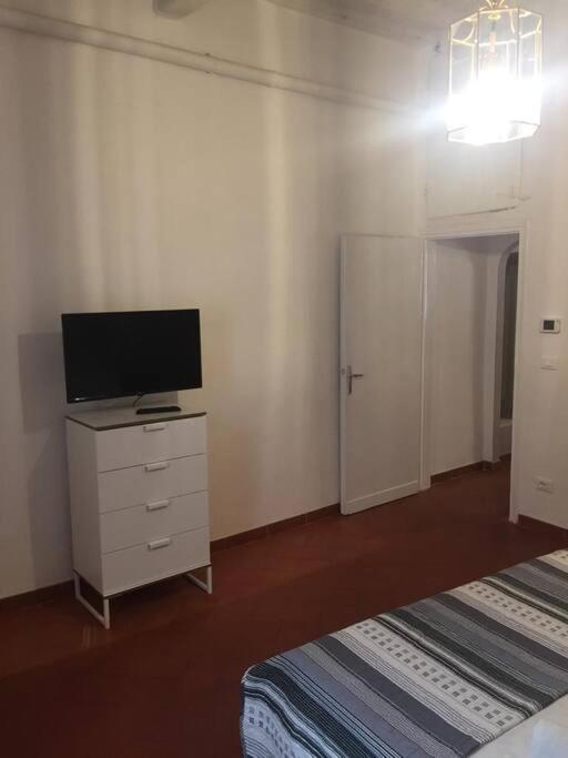 Living In Centro Storico Apartment Florence Ngoại thất bức ảnh